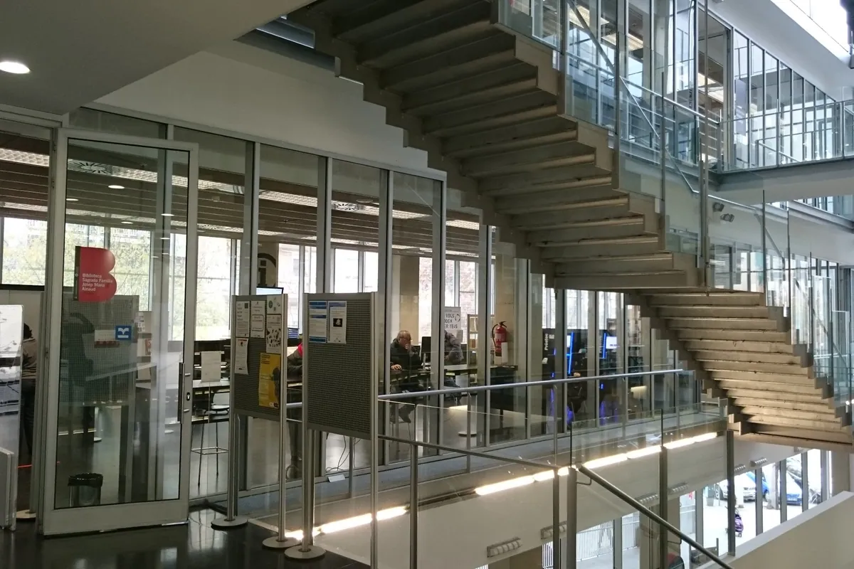 Interior de oficinas rehabilitadas